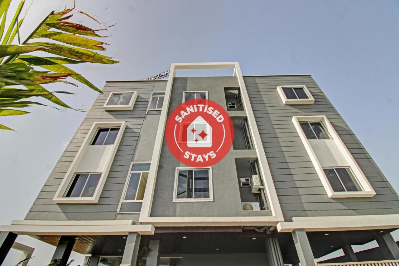 Townhouse Md Star Hotel นาคปุระ ภายนอก รูปภาพ