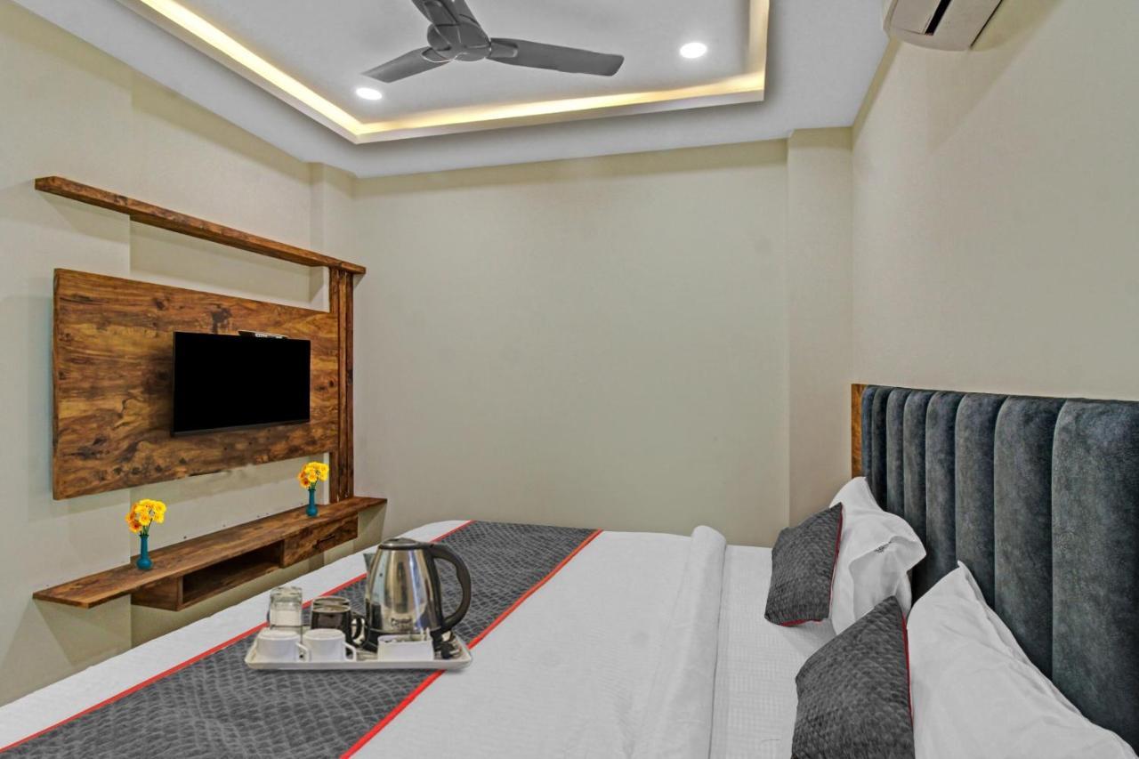 Townhouse Md Star Hotel นาคปุระ ภายนอก รูปภาพ