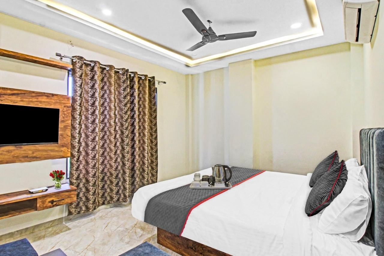 Townhouse Md Star Hotel นาคปุระ ภายนอก รูปภาพ